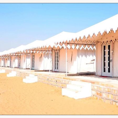 Hotel Ozaki Heritage ไจซัลเมอร์ ภายนอก รูปภาพ